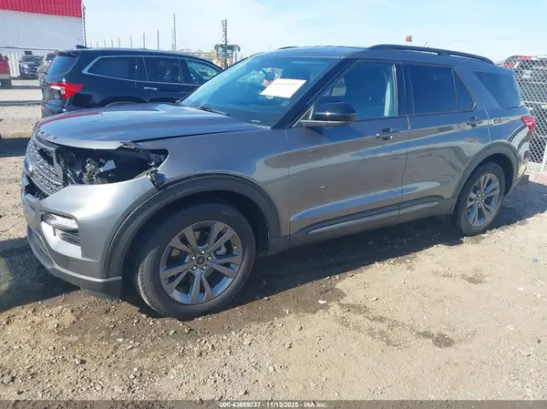1FMSK7DH8RGA65707 2024 FORD EXPLORER - Image 2