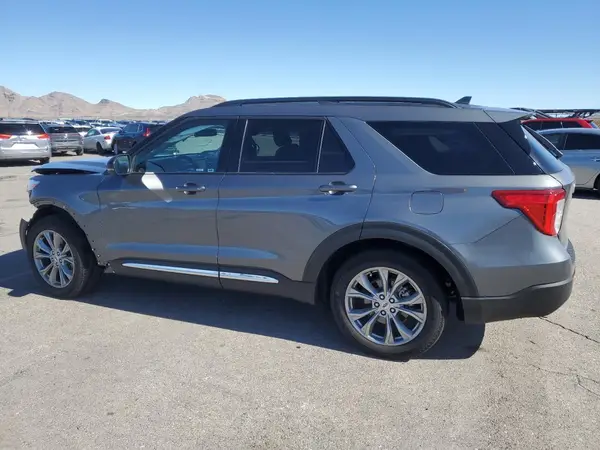 1FMSK7DH8RGA67697 2024 FORD EXPLORER - Image 2