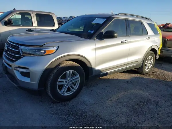 1FMSK7DH8RGA85360 2024 FORD EXPLORER - Image 2