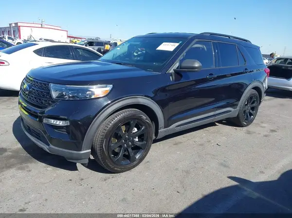 1FMSK7DH9LGC50257 2020 FORD EXPLORER - Image 2