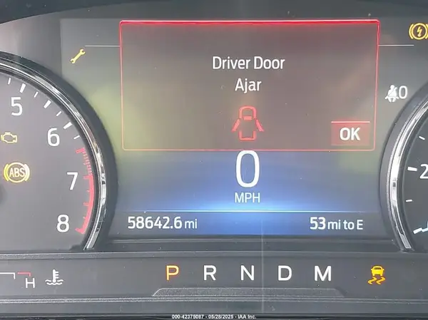2020 FORD EXPLORER auction photo 7