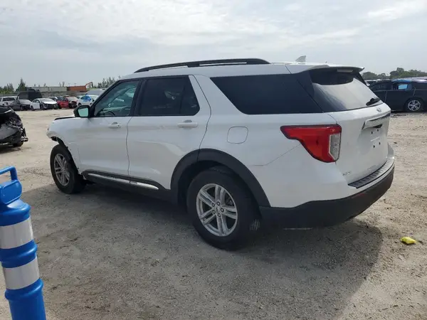 1FMSK7DH9MGA56944 2021 FORD EXPLORER - Image 2