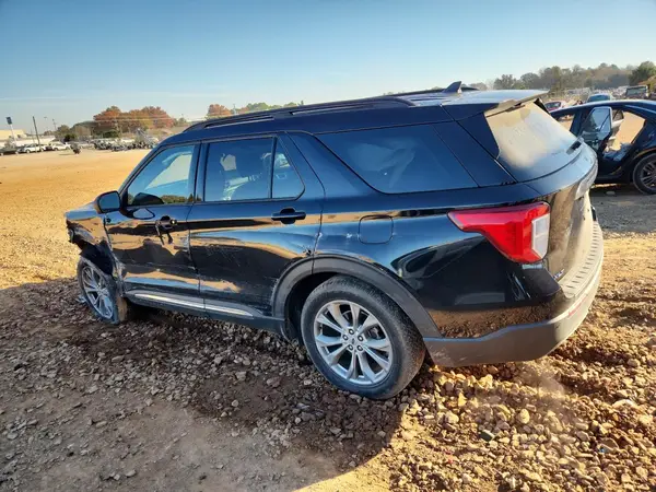 1FMSK7DH9MGB39774 2021 FORD EXPLORER - Image 2