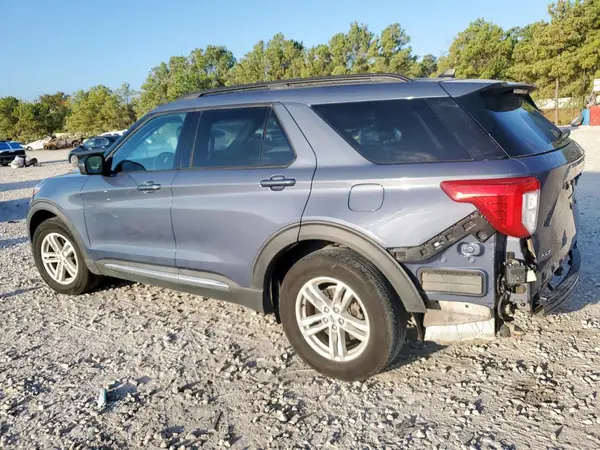 1FMSK7DH9MGB70121 2021 FORD EXPLORER - Image 2