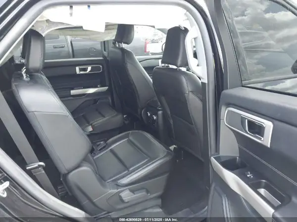 1FMSK7DH9MGC10312 2021 FORD EXPLORER - Image 8
