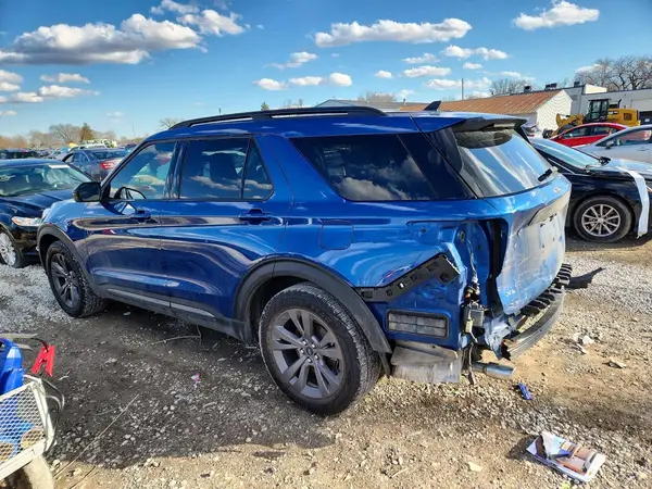 1FMSK7DH9NGA44066 2022 FORD EXPLORER - Image 2