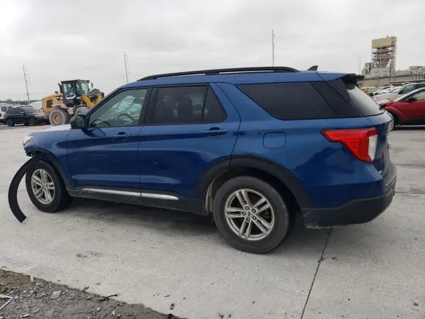 1FMSK7DH9NGA81828 2022 FORD EXPLORER - Image 2