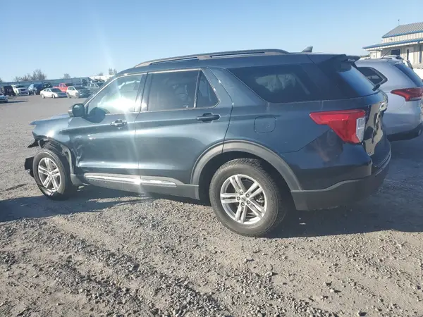 1FMSK7DH9NGB31479 2022 FORD EXPLORER - Image 2