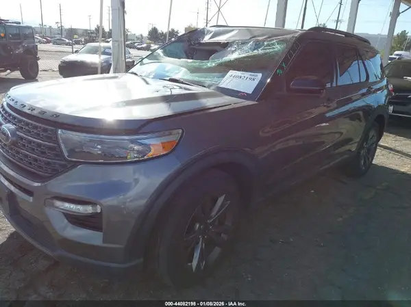 1FMSK7DH9NGB34978 2022 FORD EXPLORER - Image 2