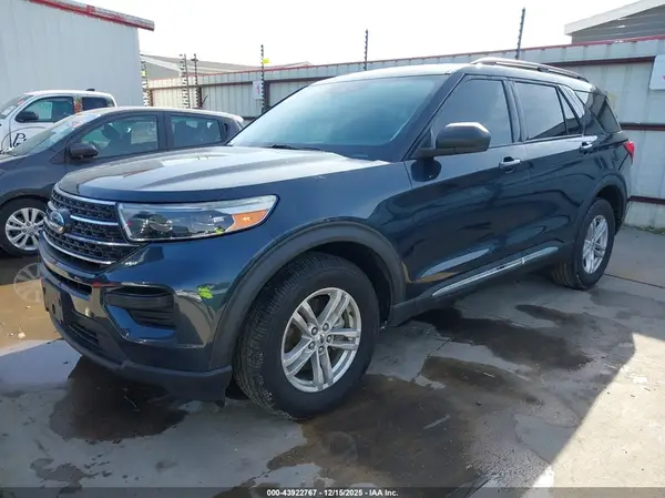 1FMSK7DH9NGB36553 2022 FORD EXPLORER - Image 2