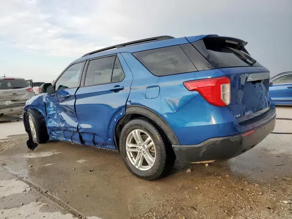 1FMSK7DH9NGB64966 2022 FORD EXPLORER - Image 2