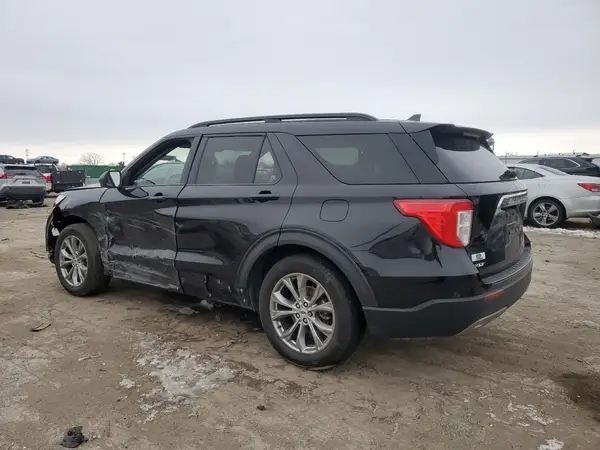 1FMSK7DH9NGB84618 2022 FORD EXPLORER - Image 2