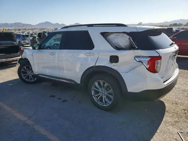 1FMSK7DH9NGC00591 2022 FORD EXPLORER - Image 2