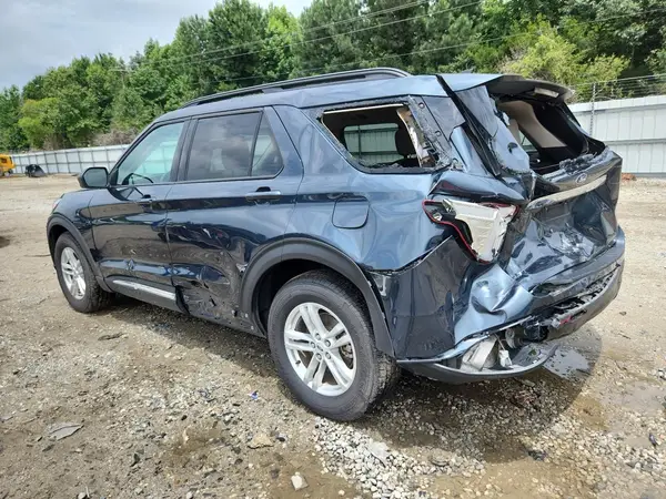1FMSK7DH9NGC00705 2022 FORD EXPLORER - Image 2
