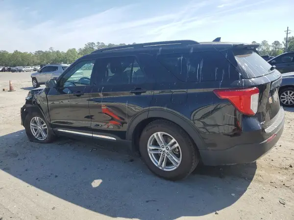 1FMSK7DH9NGC12577 2022 FORD EXPLORER - Image 2
