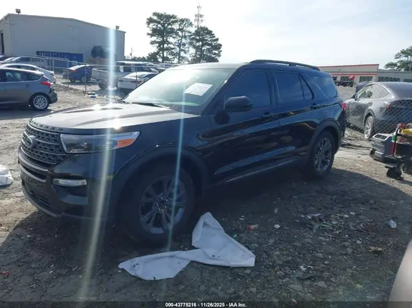 1FMSK7DH9PGB34014 2023 FORD EXPLORER - Image 2