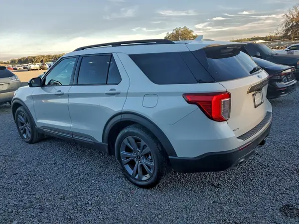 1FMSK7DH9PGB45708 2023 FORD EXPLORER - Image 2