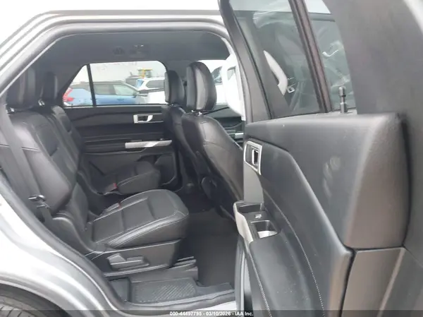 1FMSK7DH9PGB92107 2023 FORD EXPLORER - Image 8