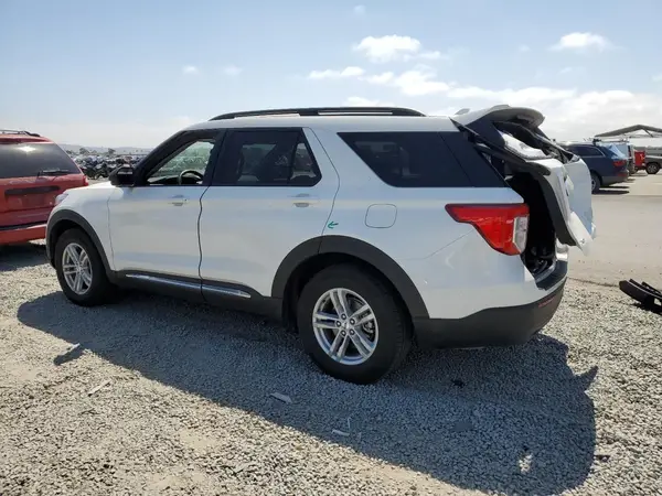 1FMSK7DH9PGC04904 2023 FORD EXPLORER - Image 2