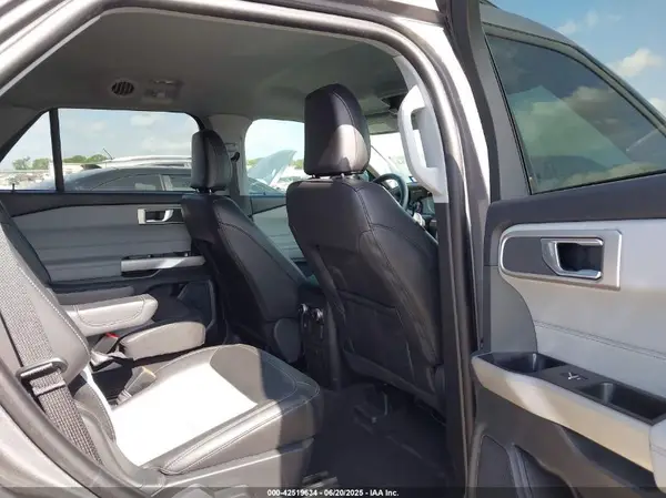1FMSK7DH9PGC10461 2023 FORD EXPLORER - Image 8