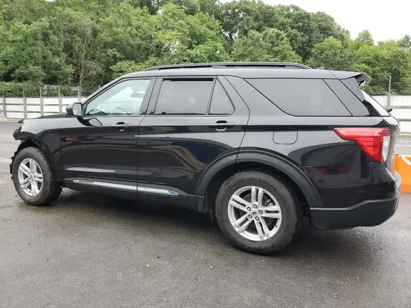 1FMSK7DH9RGA05015 2024 FORD EXPLORER - Image 2