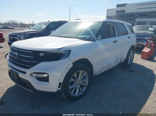 1FMSK7DH9RGA81723 2024 FORD EXPLORER - Image 2
