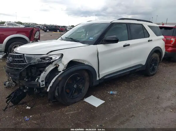 1FMSK7DHXLGA30240 2020 FORD EXPLORER - Image 2