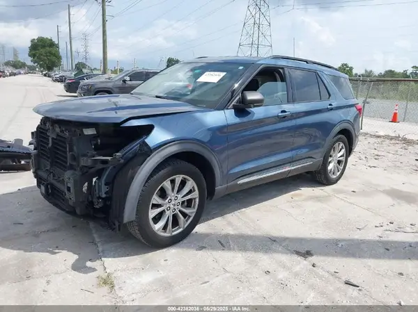 1FMSK7DHXLGA34658 2020 FORD EXPLORER - Image 2