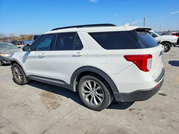 1FMSK7DHXLGB35182 2020 FORD EXPLORER - Image 2