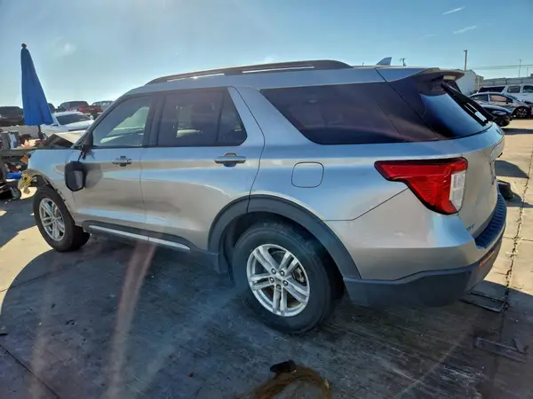 1FMSK7DHXLGD05024 2020 FORD EXPLORER - Image 2