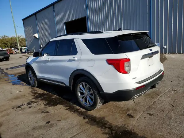 1FMSK7DHXMGA68407 2021 FORD EXPLORER - Image 2