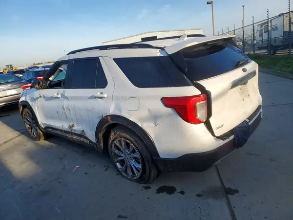 1FMSK7DHXMGA72408 2021 FORD EXPLORER - Image 2