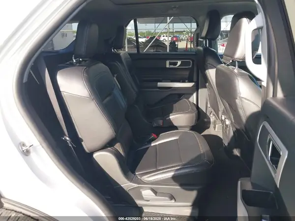 1FMSK7DHXMGA82503 2021 FORD EXPLORER - Image 8