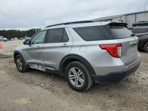 1FMSK7DHXMGB12132 2021 FORD EXPLORER - Image 2