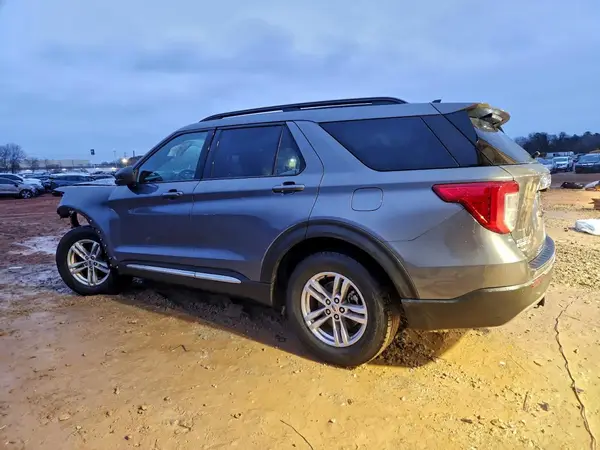1FMSK7DHXMGB28282 2021 FORD EXPLORER - Image 2