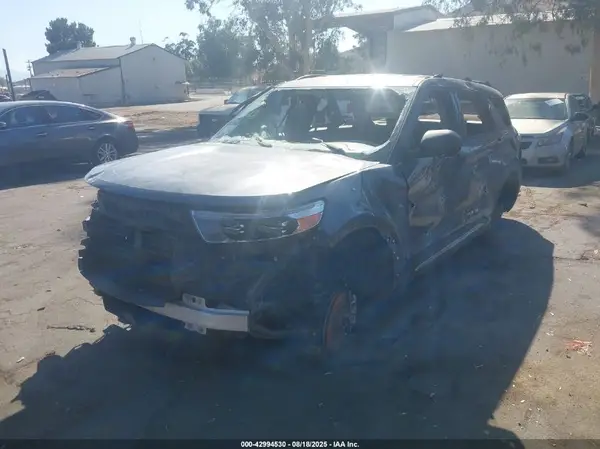 1FMSK7DHXMGC00632 2021 FORD EXPLORER - Image 2