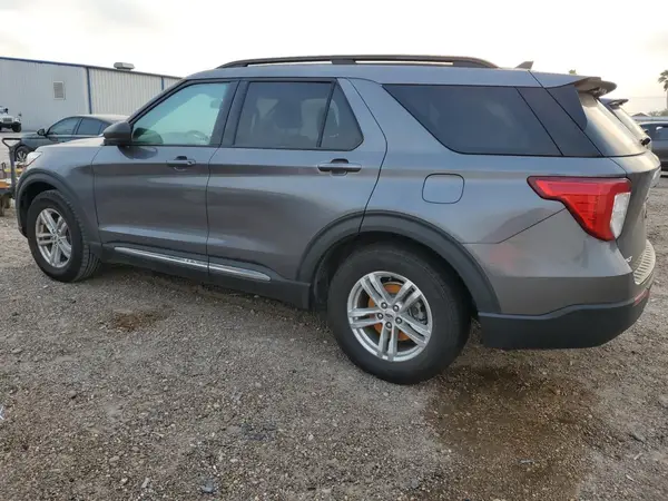1FMSK7DHXNGA20715 2022 FORD EXPLORER - Image 2