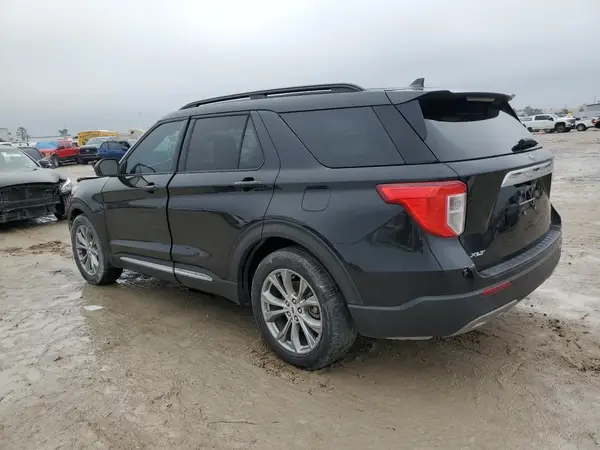 1FMSK7DHXNGB17350 2022 FORD EXPLORER - Image 2