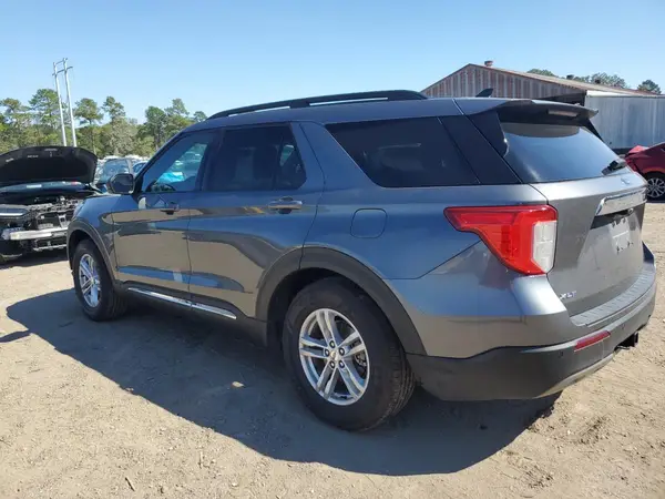 1FMSK7DHXNGB20782 2022 FORD EXPLORER - Image 2