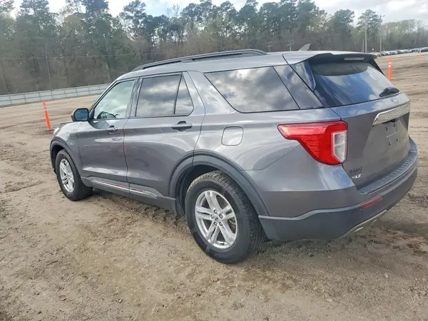 1FMSK7DHXNGB55516 2022 FORD EXPLORER - Image 2