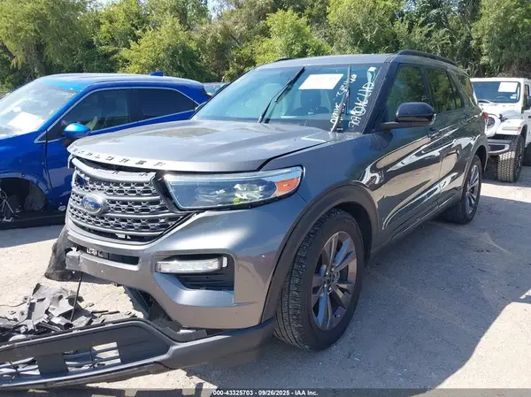 1FMSK7DHXNGB81193 2022 FORD EXPLORER - Image 2