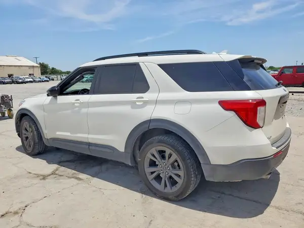 1FMSK7DHXNGC31798 2022 FORD EXPLORER - Image 2