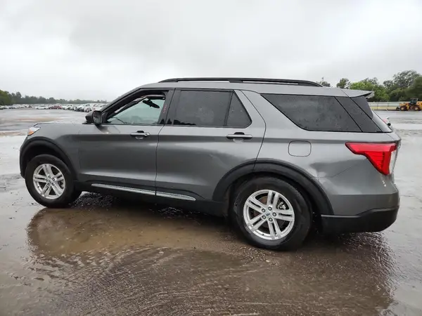 1FMSK7DHXPGB31820 2023 FORD EXPLORER - Image 2