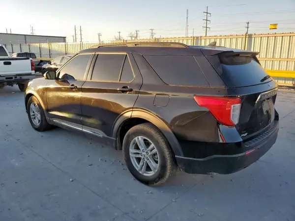 1FMSK7DHXPGB52697 2023 FORD EXPLORER - Image 2