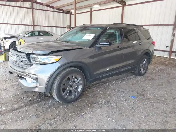 1FMSK7DHXPGB78345 2023 FORD EXPLORER - Image 2