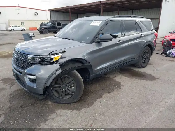 1FMSK7DHXRGA55776 2024 FORD EXPLORER - Image 2