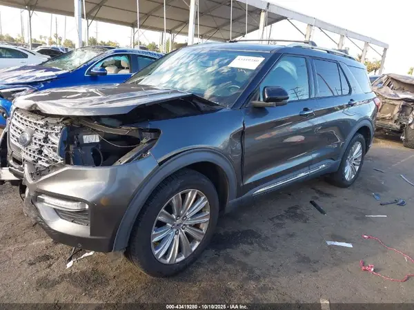 1FMSK7FH0LGA28557 2020 FORD EXPLORER - Image 2