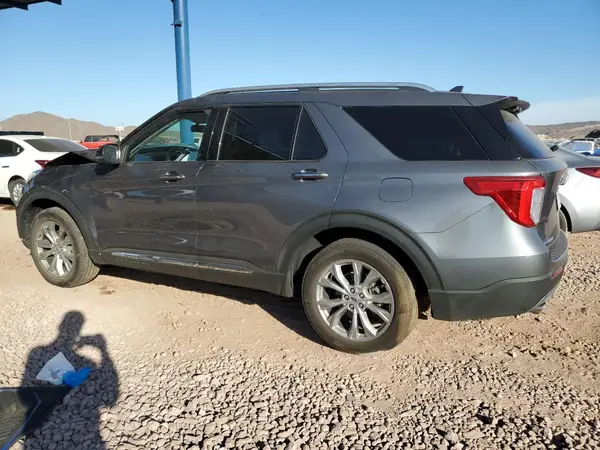 1FMSK7FH0NGA58855 2022 FORD EXPLORER - Image 2