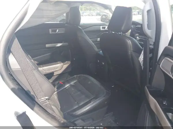 1FMSK7FH0NGA63733 2022 FORD EXPLORER - Image 8