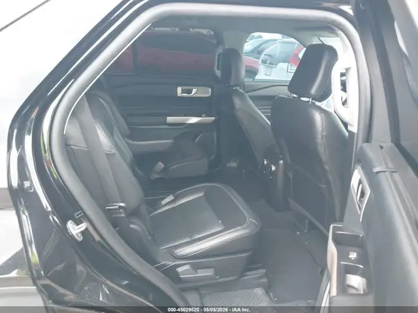 1FMSK7FH0RGA85379 2024 FORD EXPLORER - Image 8